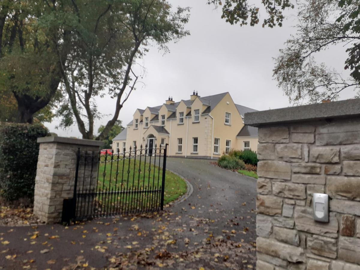 Single Or Twin Room In Lovely Country Residence Nobber Exterior foto